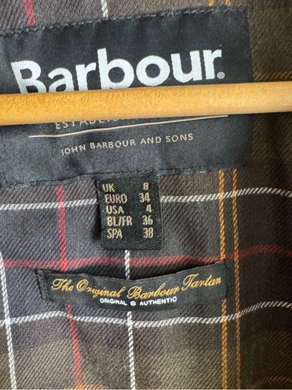 Barbour Brown Waxed Cotton Utility Jacket with Cord Collar. Like new condition - Picture 5 of 7